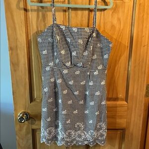 Elegant Black and White Floral Mini Dress